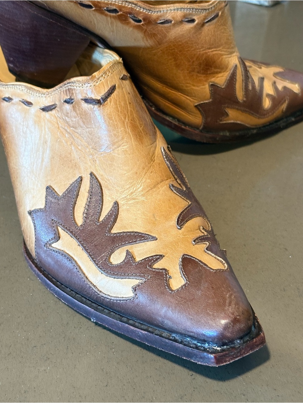 Luccehe Charlie one horse mules. 8 - Picture 2 of 8